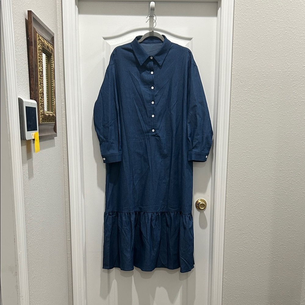 Chic Navy Blue Maxi Dress with Button Accents
